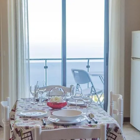 “venik House” Sea_mountains_relaxing_barbecue